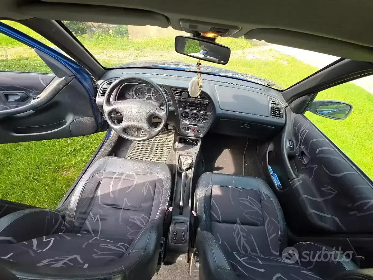 Usata Peugeot 306 75 CV (55 kW) 2001 Bluazzurro Station wagon