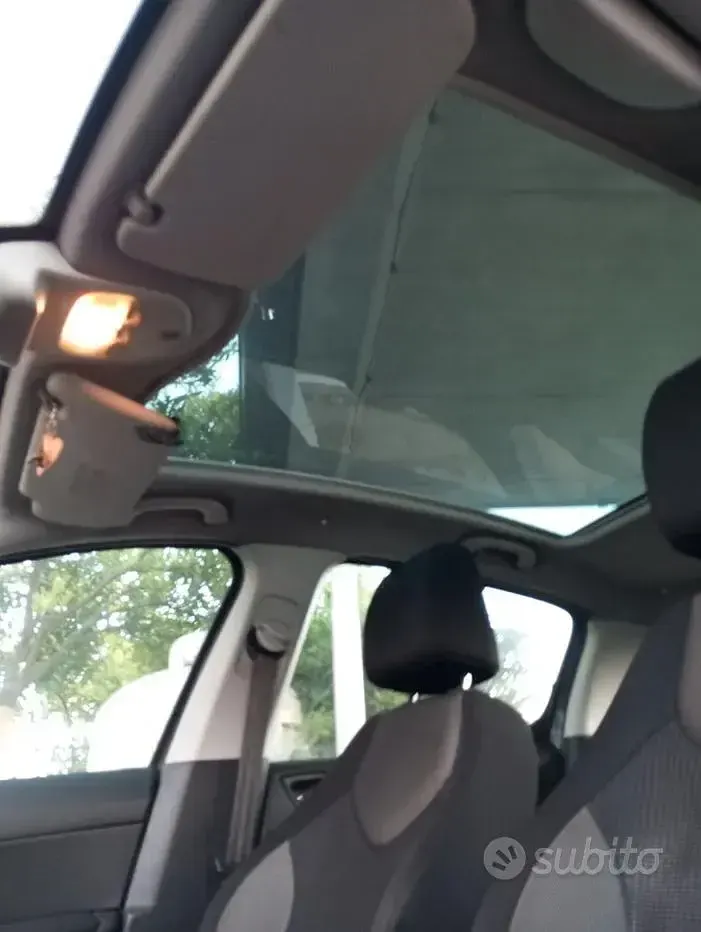 Usata Peugeot 308 109 CV (80 kW) 2010 Grigio Berlina