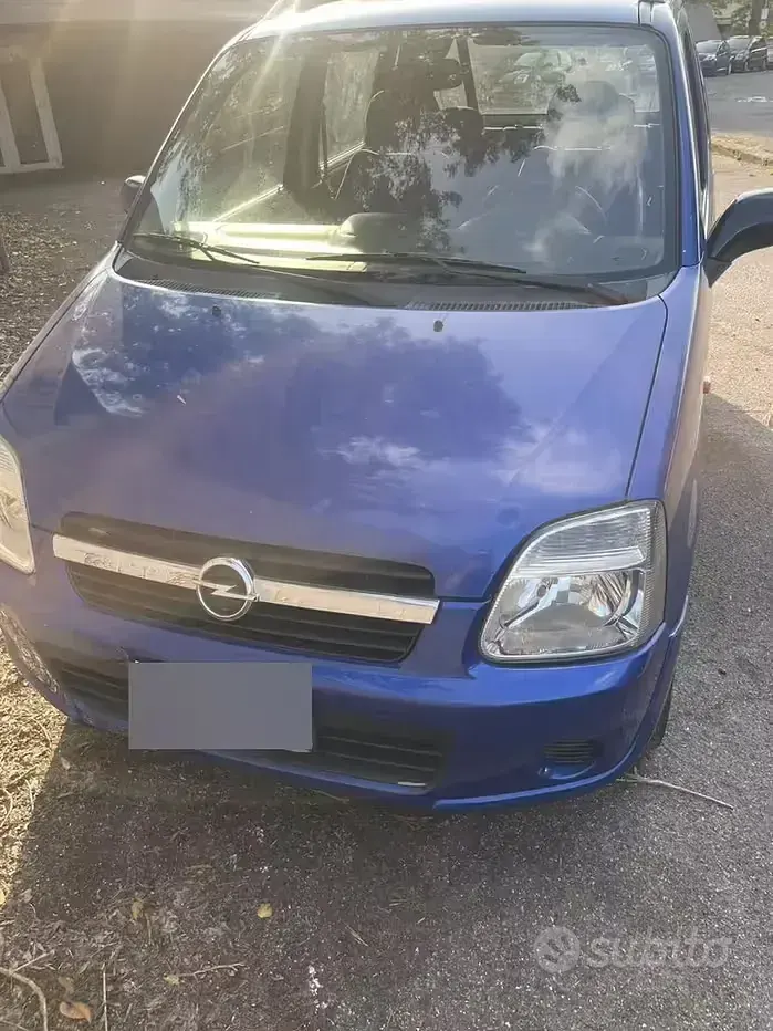 Usata Opel Agila 80 CV (58 kW) 2005 Bluazzurro Monovolume