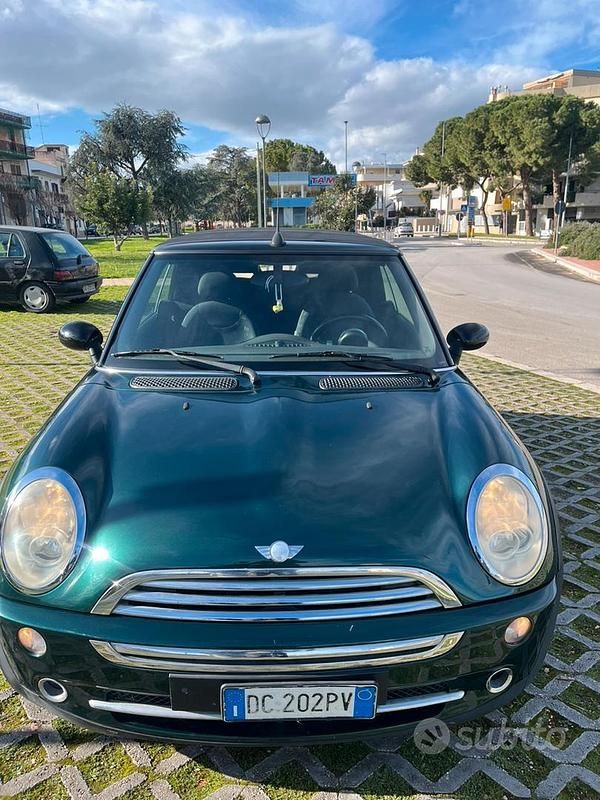 Usata Mini Cooper Cabriolet 90 CV (66 kW) 2006 Verde Cabrio