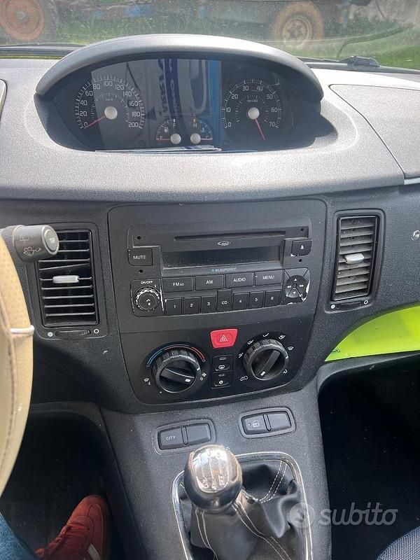 Usata Fiat Idea 95 CV (69 kW) 2010 Monovolume