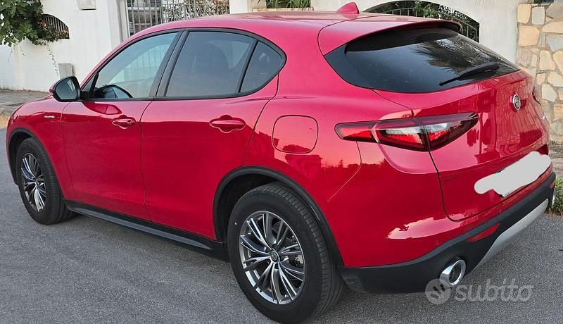 Usata Alfa Romeo Stelvio Super 160 CV (117 kW) 2020 Rosso SUV