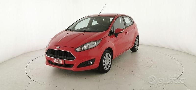Usata Ford Fiesta Business Edition 75 CV (55 kW) 2017 Rosso Berlina