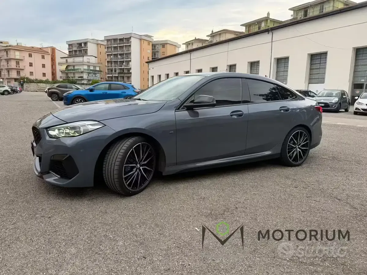 Usata BMW M235 Comfort Edition 306 CV (225 kW) 2020 Blu Coupé