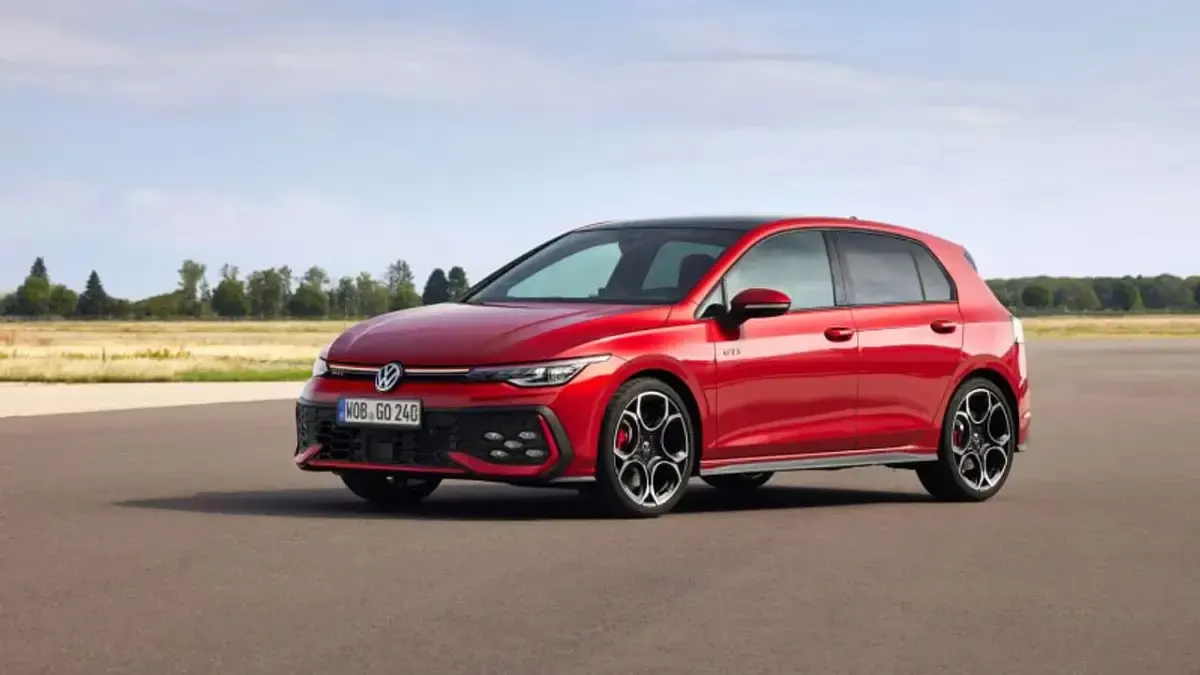 Nuova VW Golf VIII GTI 265 CV (194 kW) 2026 Argento Monovolume