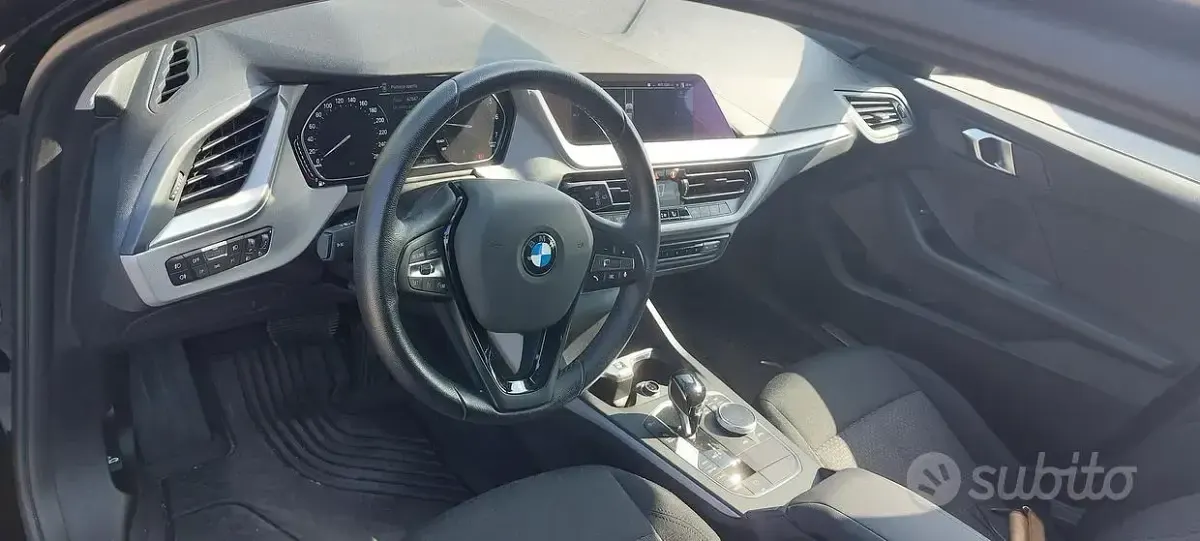 Usata BMW 116 Efficient Dynamics 109 CV (80 kW) 2022 Nero Utilitaria