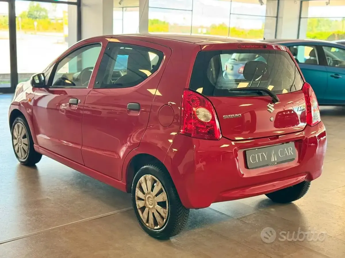 Usata Suzuki Alto GL 68 CV (50 kW) 2014 Rosso Utilitaria