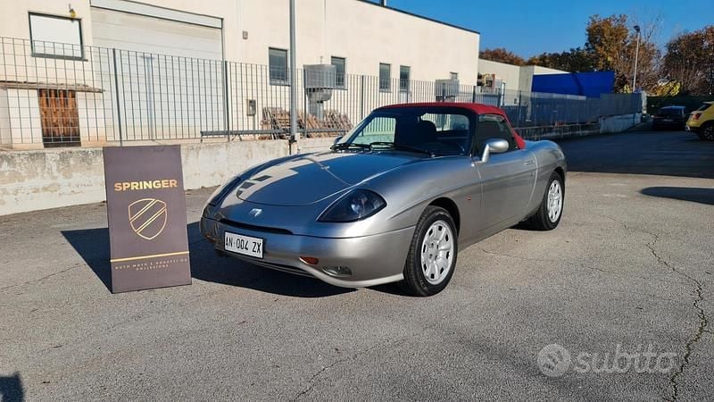 Usata Fiat Barchetta 130 CV (95 kW) 1997 Grigio Cabrio