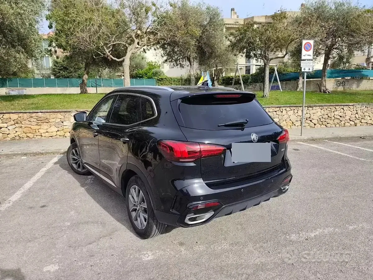 Usata MG HS 170 CV (125 kW) 2024 Nero SUV