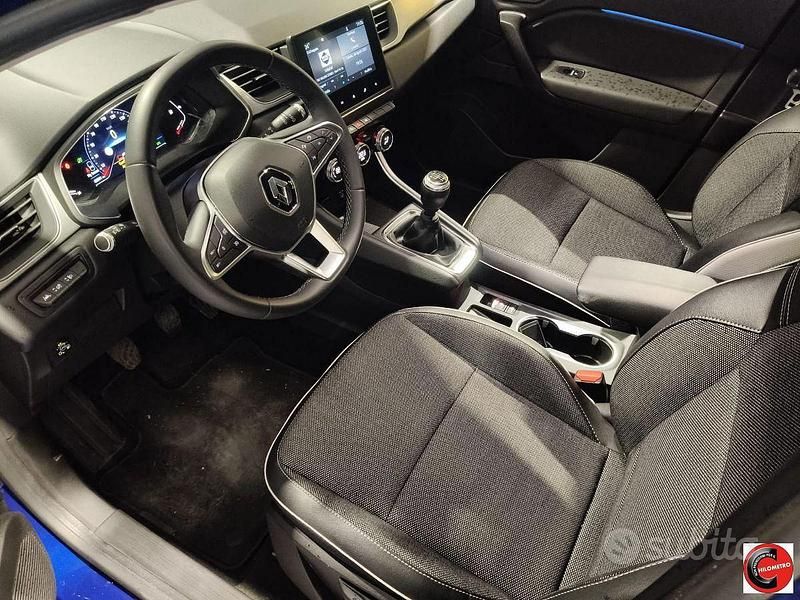 Usata Renault Captur Intens 101 CV (74 kW) 2021 Blu SUV