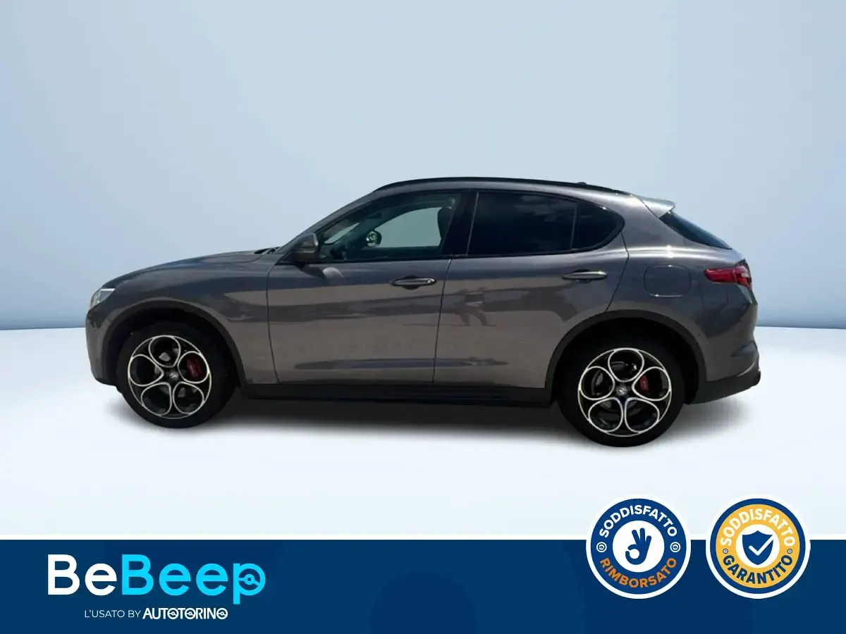 Usata Alfa Romeo Stelvio Tech Edition 210 CV (154 kW) 2019 Bianco pastello SUV