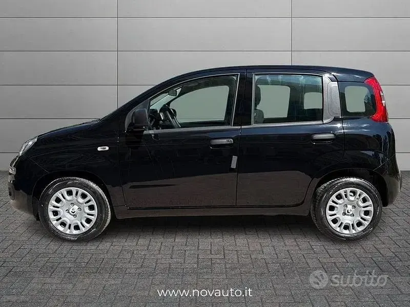 Nuova Fiat Panda Icon 70 CV (51 kW) 2025 Nero Utilitaria
