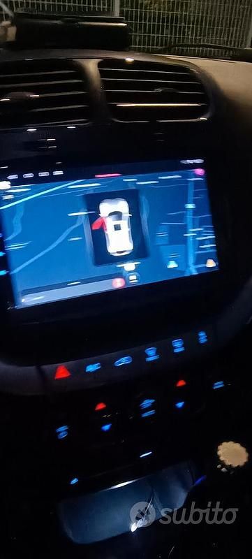 Usata Fiat Freemont 140 CV (102 kW) 2011 Grigio SUV