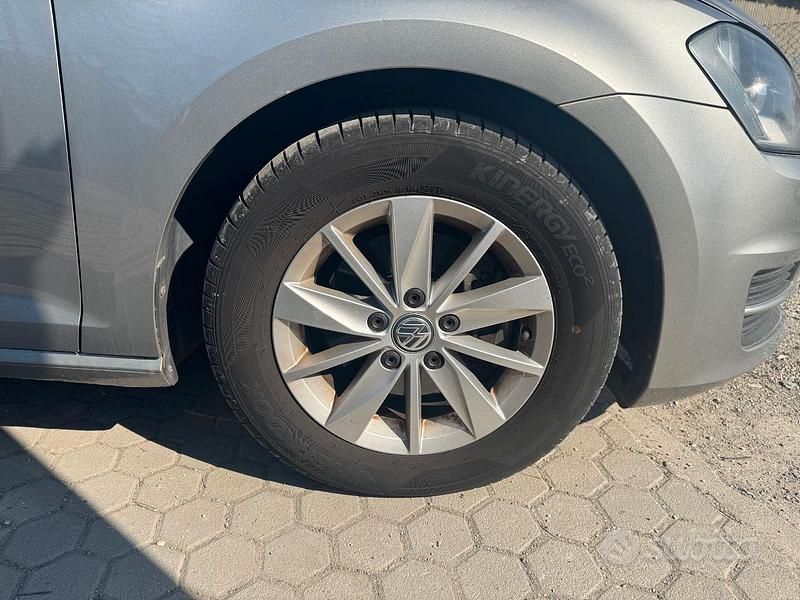 Usata VW Golf VII Comfortline 105 CV (77 kW) 2014 Grigio Berlina