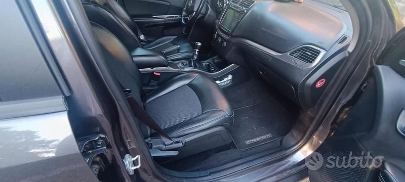 Usata Fiat Freemont 170 CV (125 kW) 2015 Grigio SUV