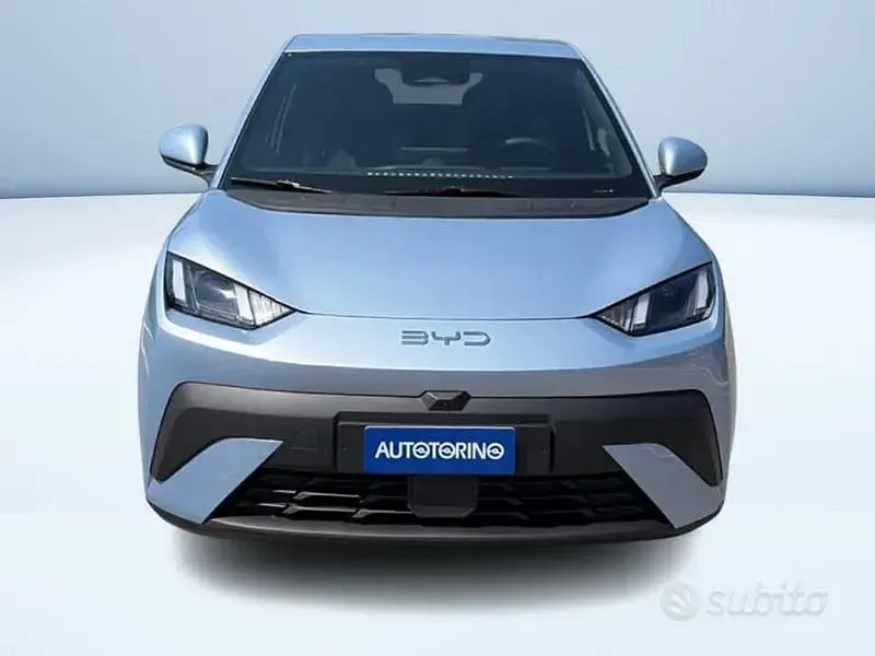 Nuova BYD Dolphin Surf Comfort 83 kW (114 CV) 2026 Bluazzurro Utilitaria