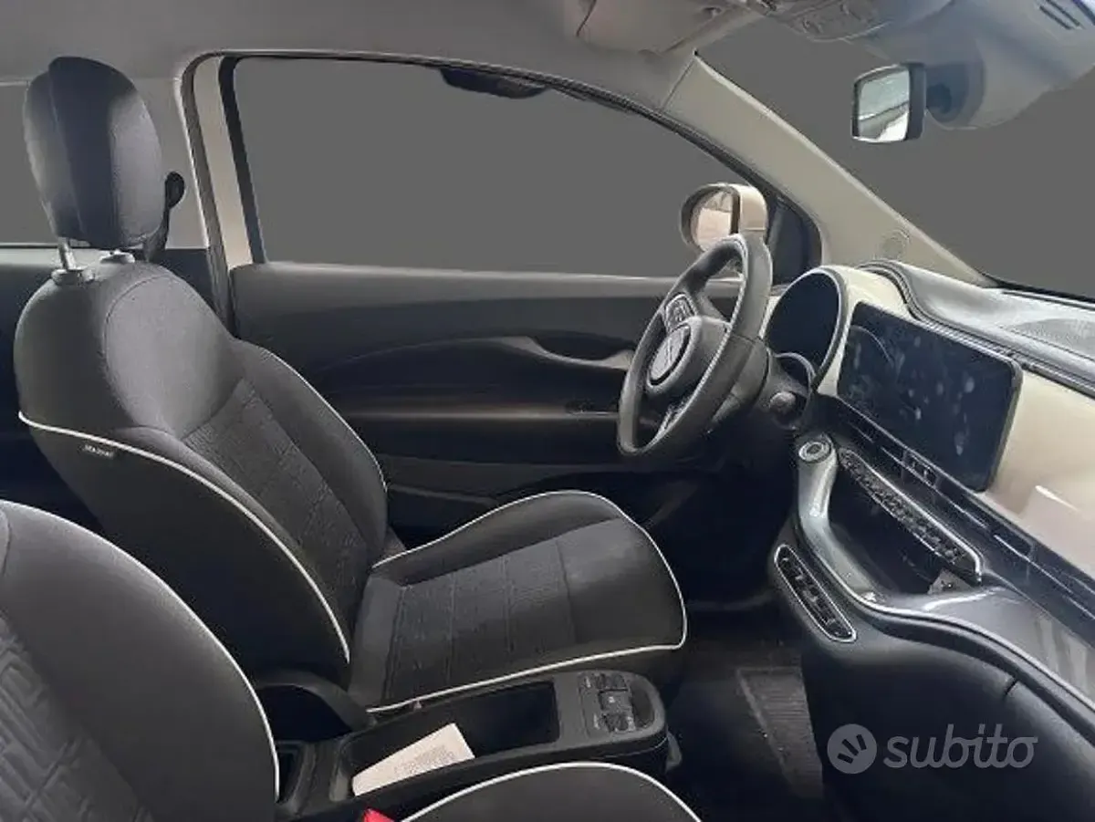 Usata Fiat 500e 42 kW (58 CV) 2023 Bianco Berlina