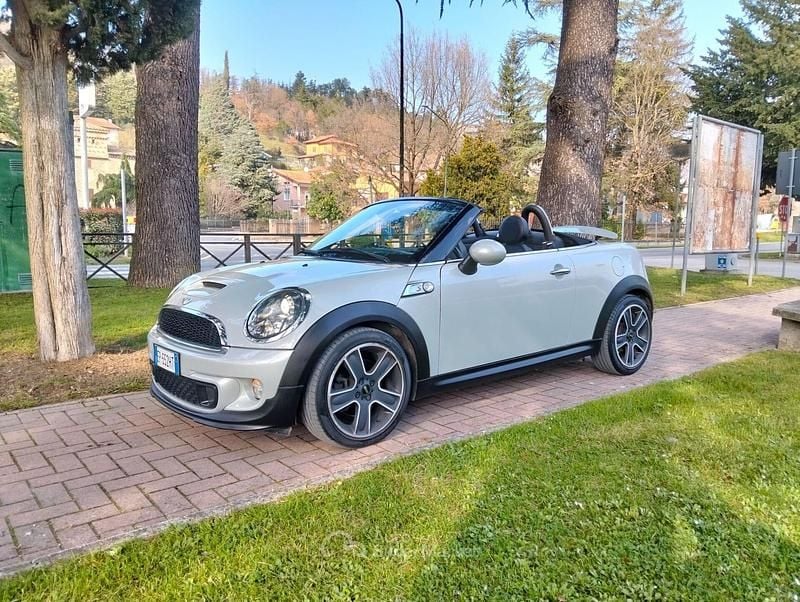 Usata Mini Cooper S Cabriolet 184 CV (135 kW) 2012 Gray Cabrio
