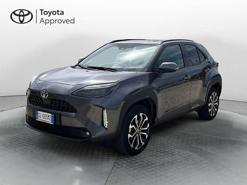 Usata Toyota Yaris Cross Trend 116 CV (85 kW) 2023 Grigio SUV