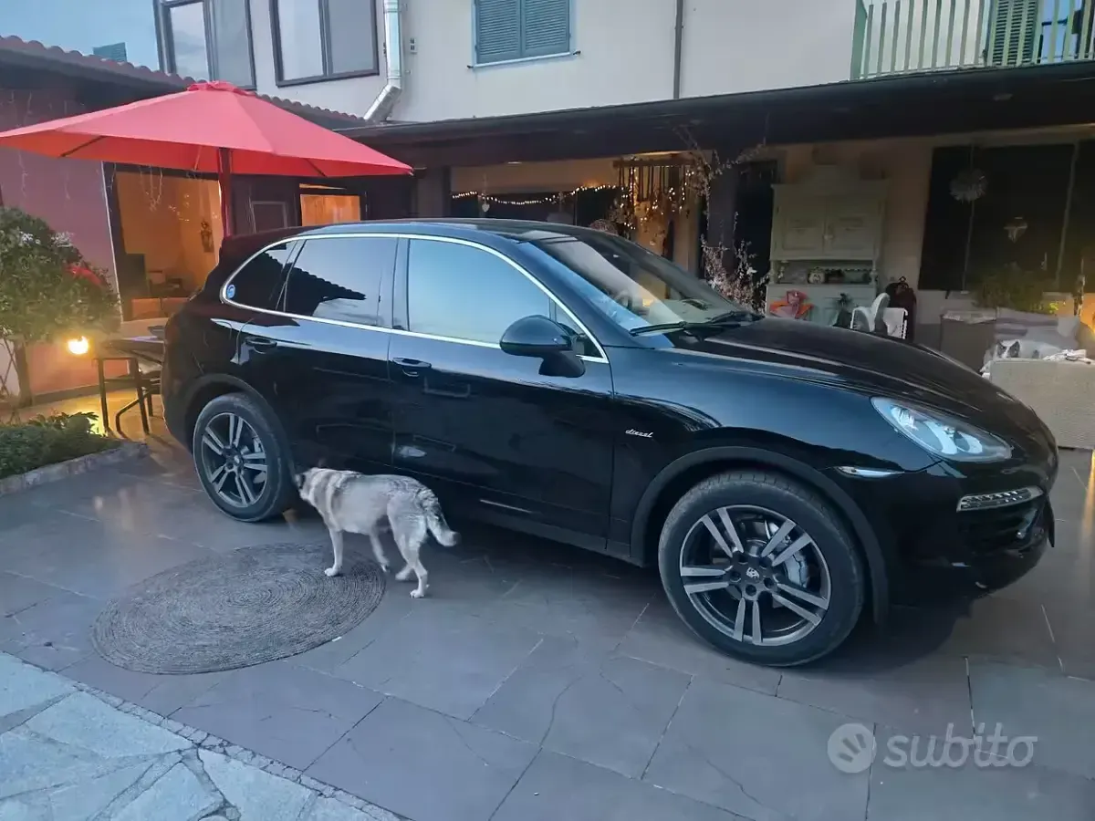 Usata Porsche Cayenne 245 CV (180 kW) 2013 Nero SUV