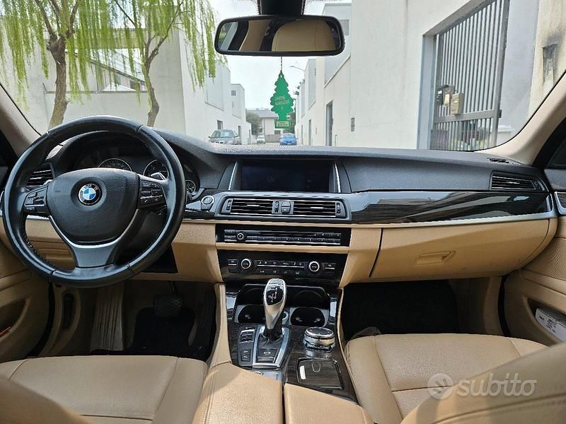 Usata BMW 525 Luxury Line 218 CV (160 kW) 2015 Nero Berlina