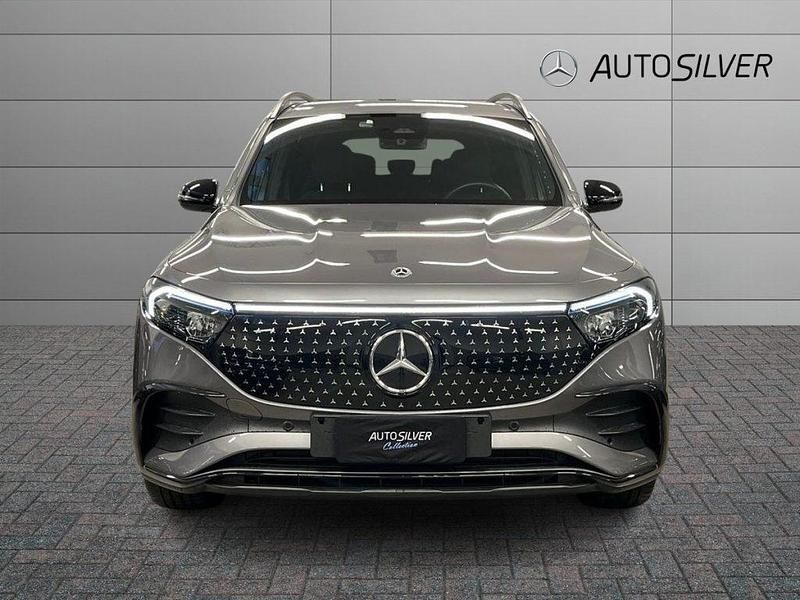 Usata Mercedes EQB300 Advanced Plus 167 kW (228 CV) 2024 Grigio montagna / metallizzato SUV
