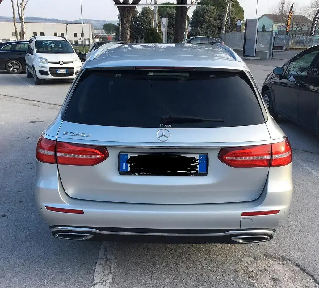 Usata Mercedes 220 Business 194 CV (142 kW) 2017 Grigio Station wagon