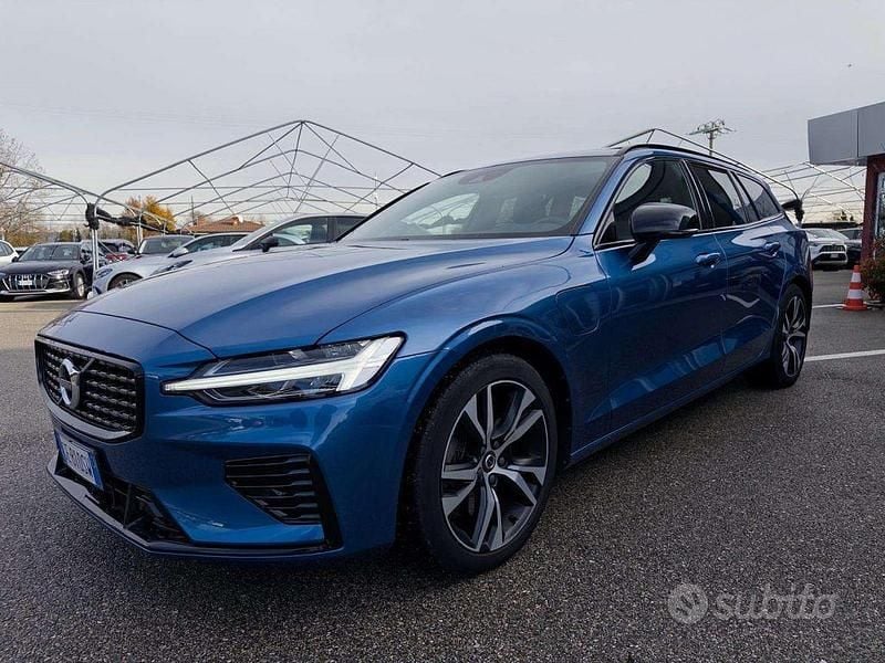 Usata Volvo V60 R-Design 303 CV (222 kW) 2021 Blu Station wagon