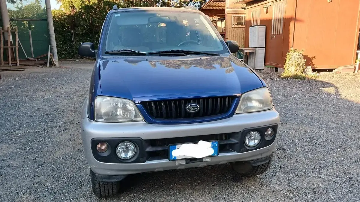 Usata Daihatsu Terios 86 CV (63 kW) 2002 Bluazzurro SUV