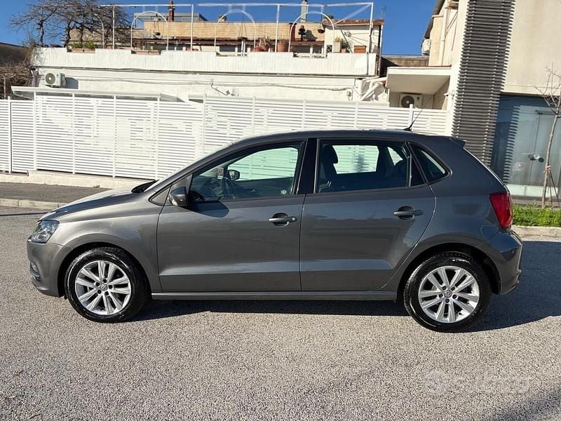 Usata VW Polo 75 CV (55 kW) 2015 Grigio Berlina