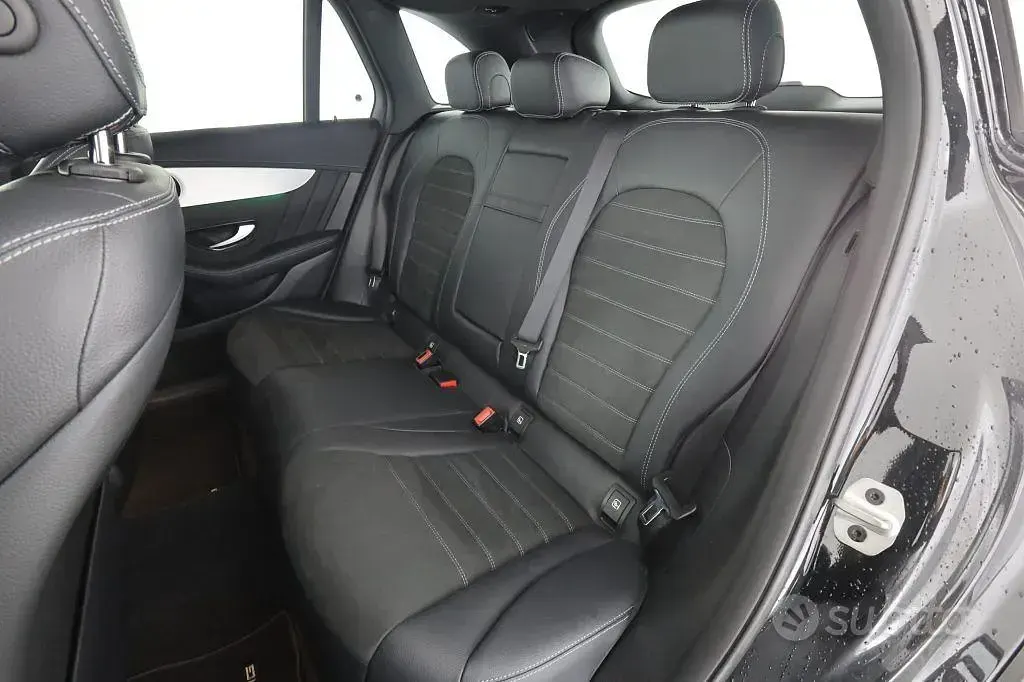 Usata Mercedes GLC220 Premium Plus 194 CV (142 kW) 2022 Nero SUV