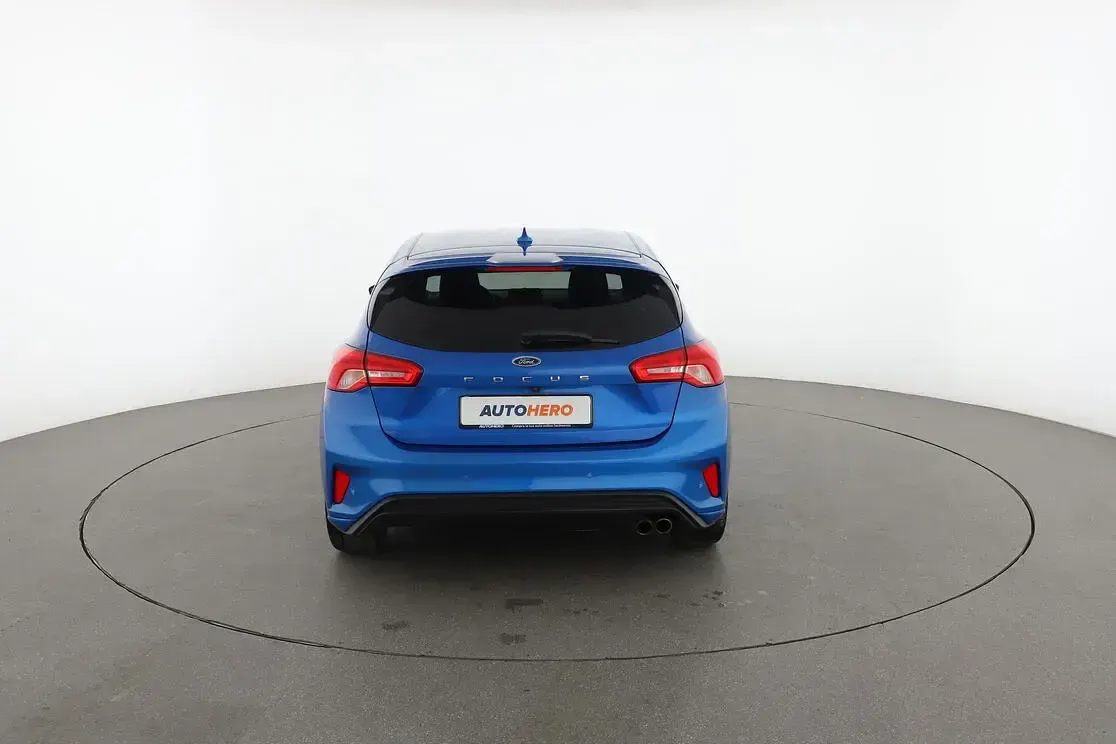Usado Ford Focus ST-Line 120 HP (88 kW) 2020 Azul Sedan