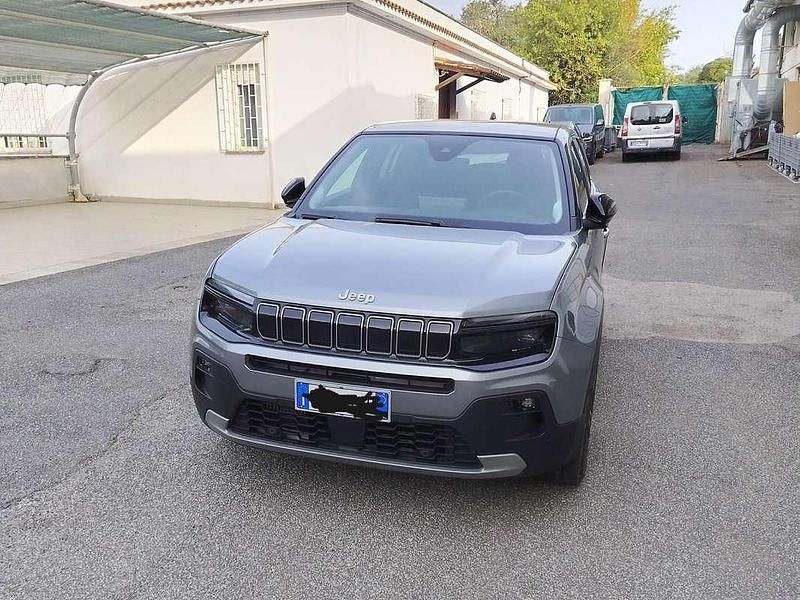 Usata Jeep Avenger Summit 101 CV (74 kW) 2024 Grigio SUV