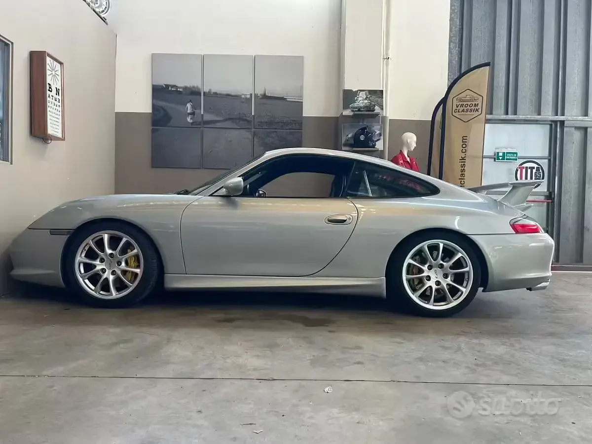 Usata Porsche 911 GT3 381 CV (280 kW) 2004 Grigio Coupé