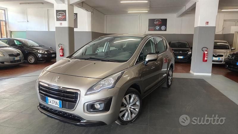 Oro Usata 2014 Peugeot 3008 Business-Line Station wagon | 3499 € (Buon prezzo) - Immagine 1/4