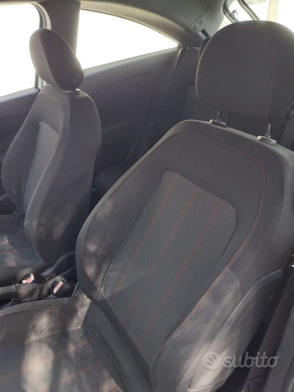 Usata Opel Corsa 2011 Bianco Berlina