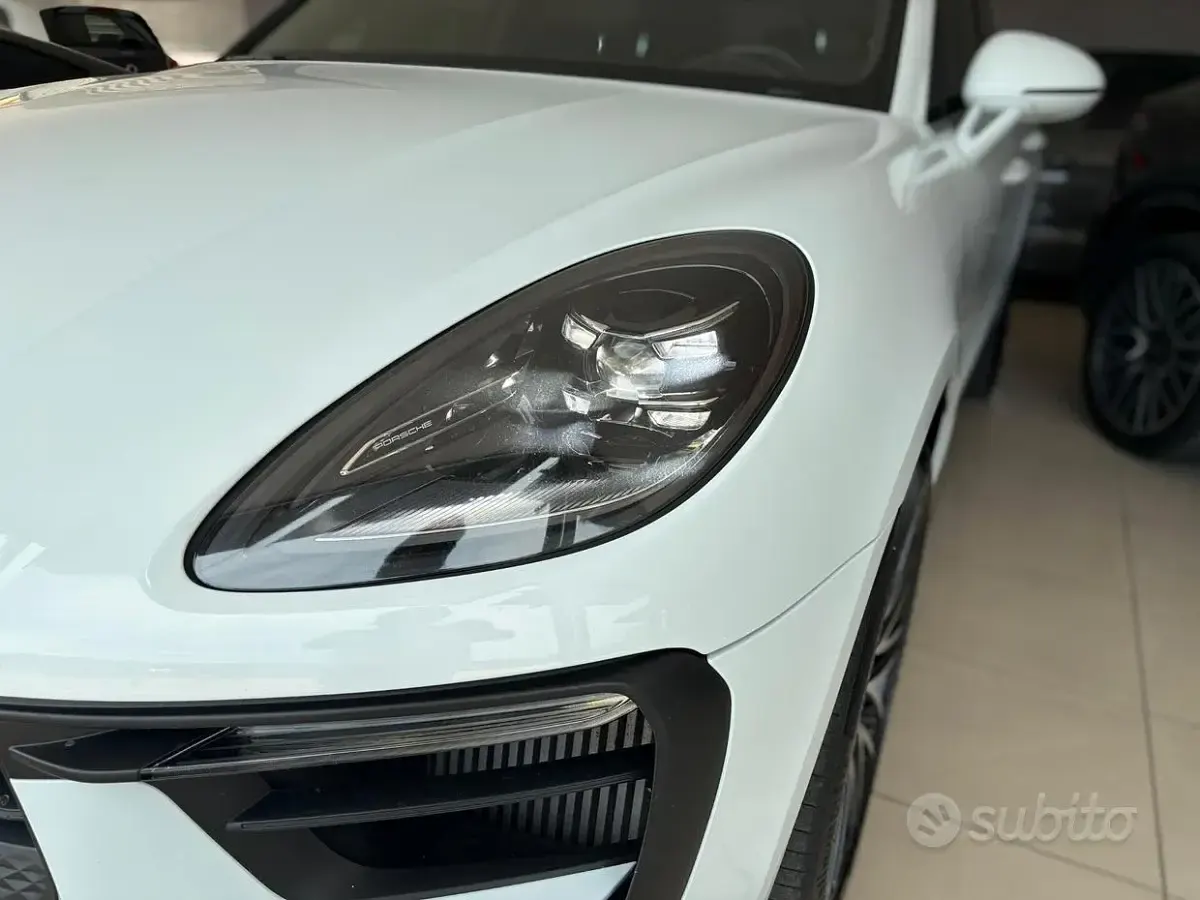 Usata Porsche Macan 381 CV (280 kW) 2022 Bianco SUV