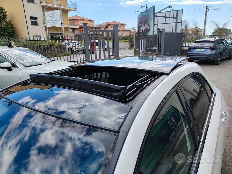 Usata Mercedes A180 Premium 116 CV (85 kW) 2020 Bianco Berlina