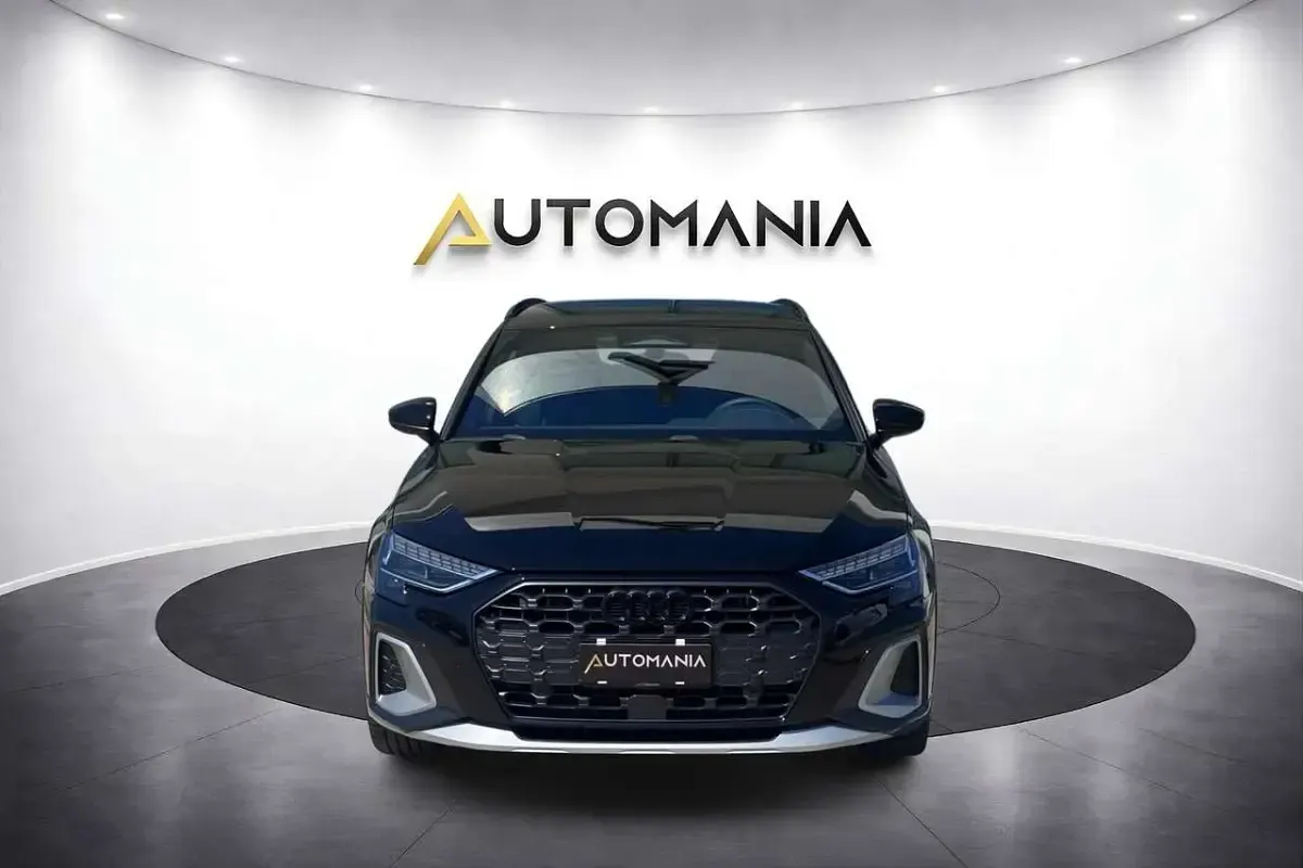 Nuova Audi A3 S-Line 150 CV (110 kW) 2026 Nero Berlina