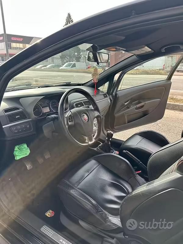 Usata Abarth Grande Punto 155 CV (114 kW) 2009 Nero Utilitaria
