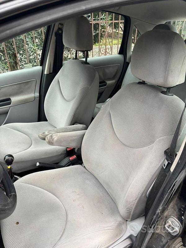 Usata Citroën C3 60 CV (44 kW) 2008 Nero Berlina
