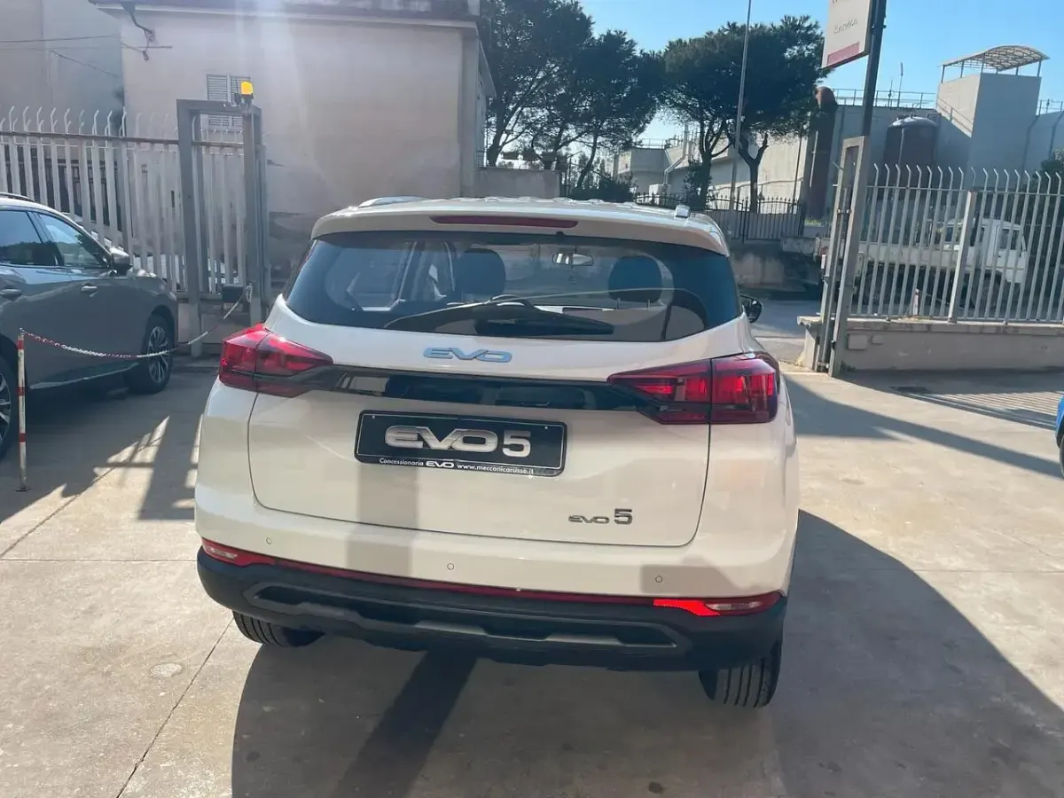 Nuova EVO Evo 5 127 CV (93 kW) 2026 Bianco SUV