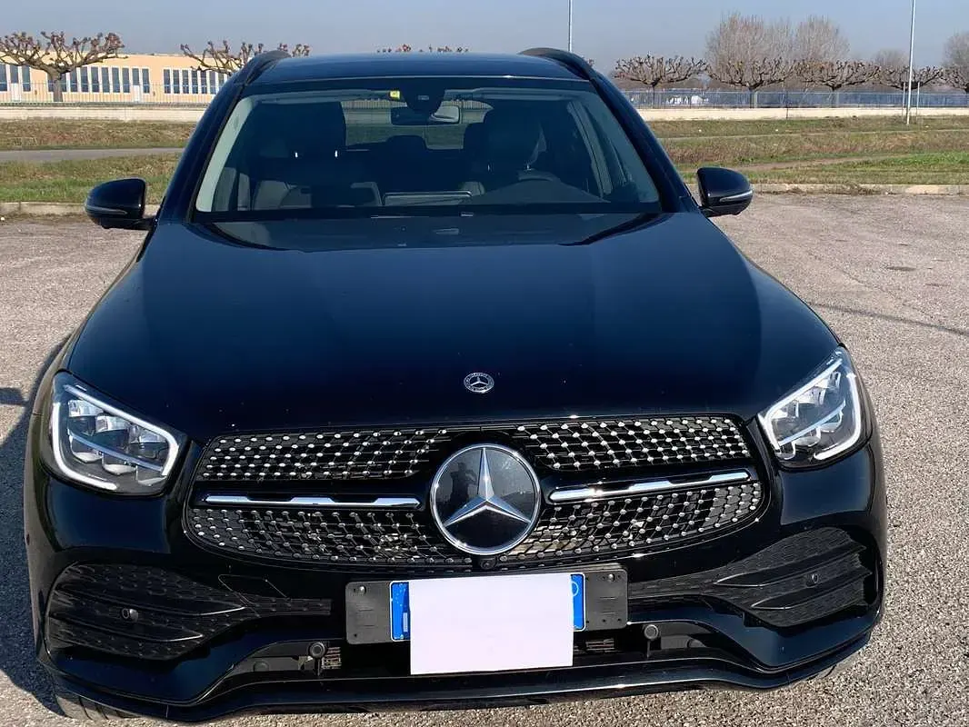 Usata Mercedes GLC220 Premium 194 CV (142 kW) 2022 Nero SUV