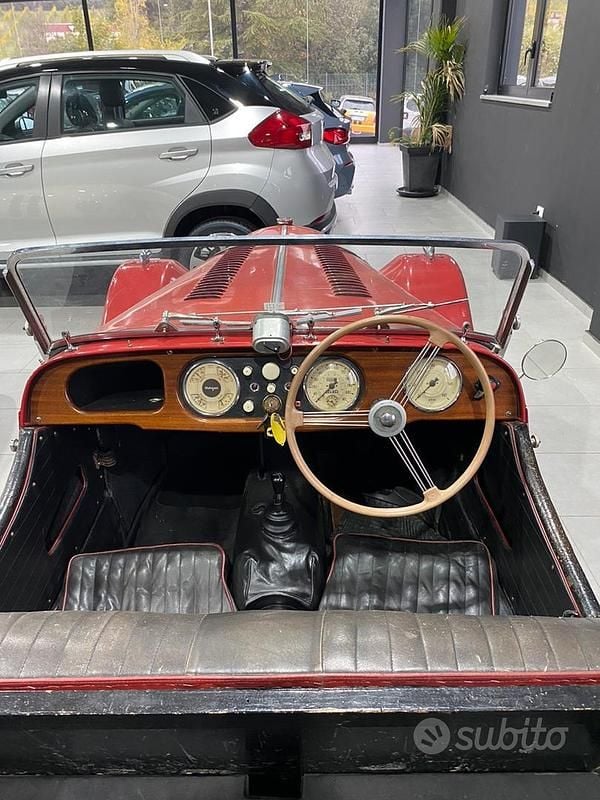 Rosso Usata 1950 Morgan Plus 4 Cabrio | 48.000 € - Immagine 1/4