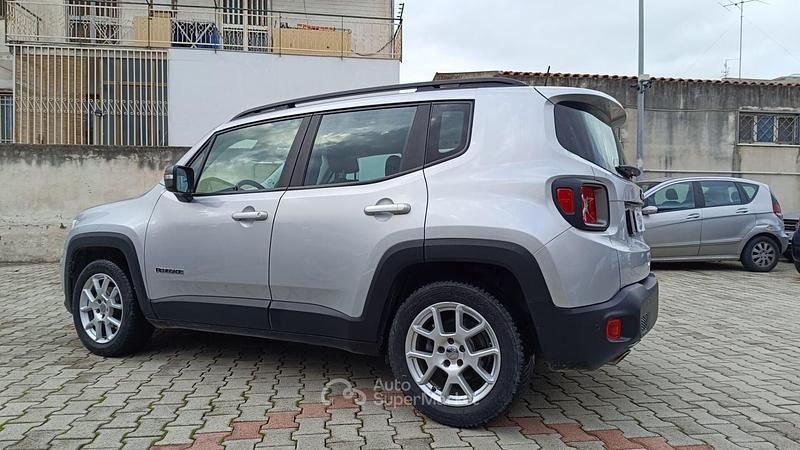 Usata Jeep Renegade Limited 120 CV (88 kW) 2019 Argento SUV