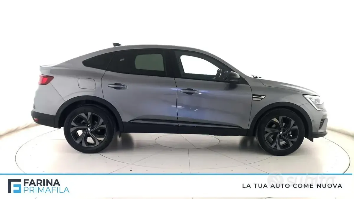 Usata Renault Arkana Engineered 94 CV (69 kW) 2023 Grigio SUV