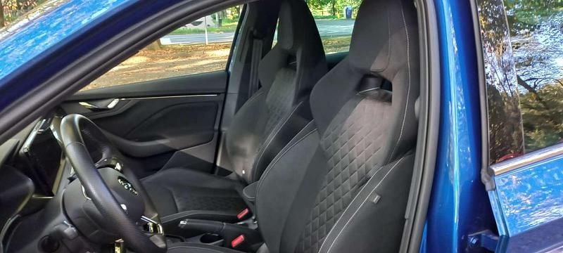 Usata Skoda Kamiq Style 110 CV (80 kW) 2023 Blu/azzurro SUV