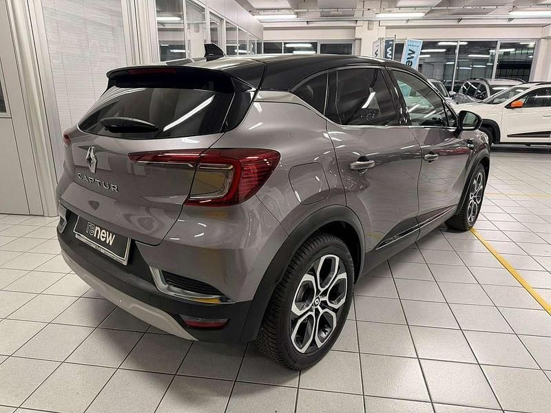 Usata Renault Captur Techno 91 CV (66 kW) 2023 Grigio scuro SUV