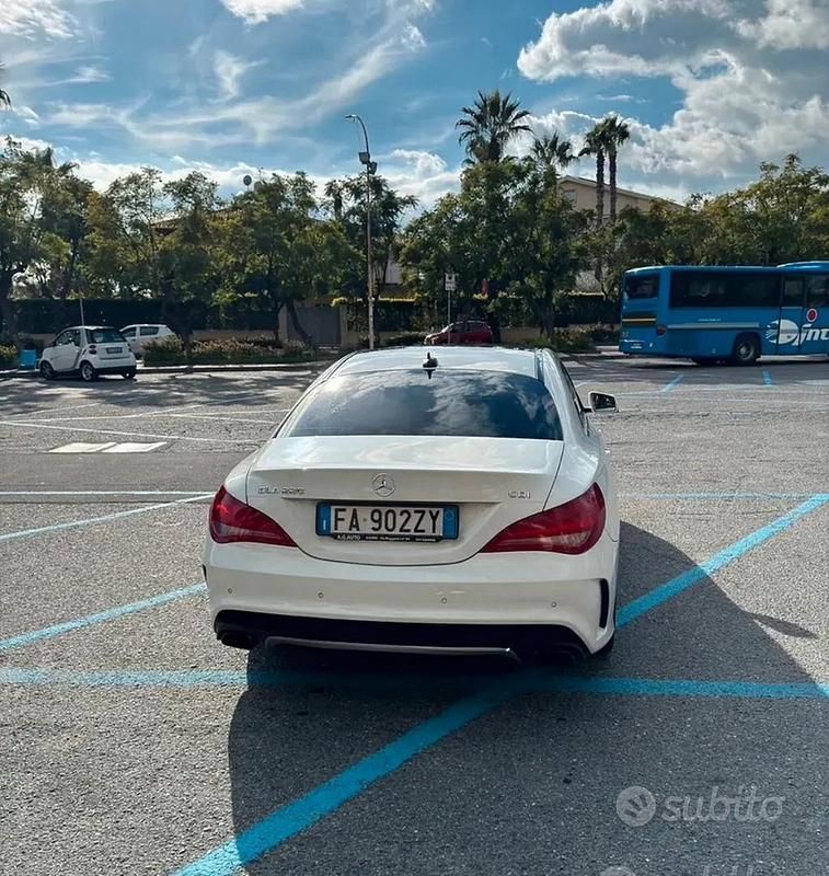 Usata Mercedes CLA220 AMG 177 CV (130 kW) 2016 Bianco Berlina