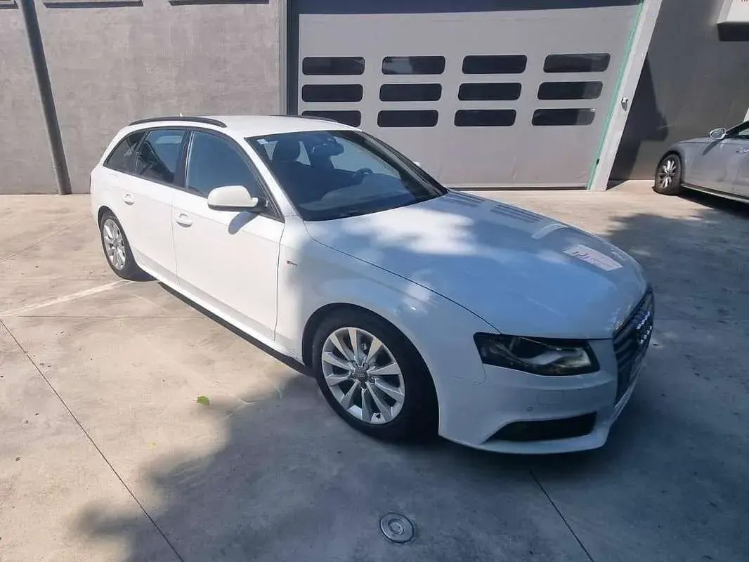 Usata Audi A4 Advanced Plus 143 CV (105 kW) 2011 Bianco Station wagon